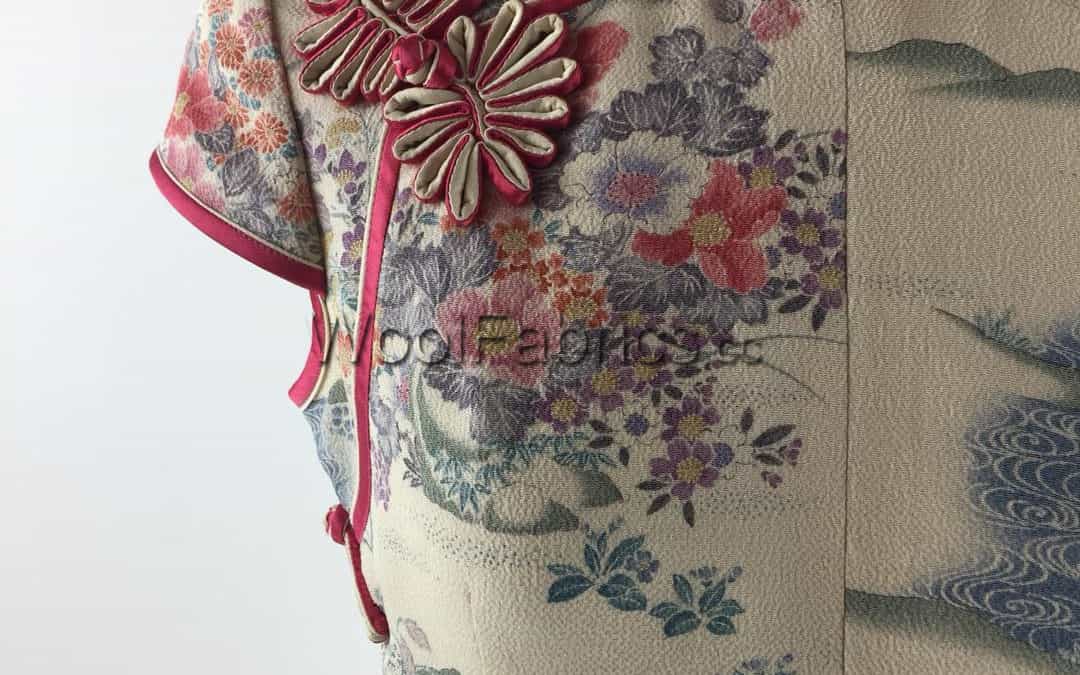 Bespoke chi pao with silk fabric