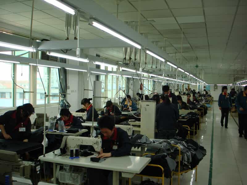 China men’s suits factory workshop