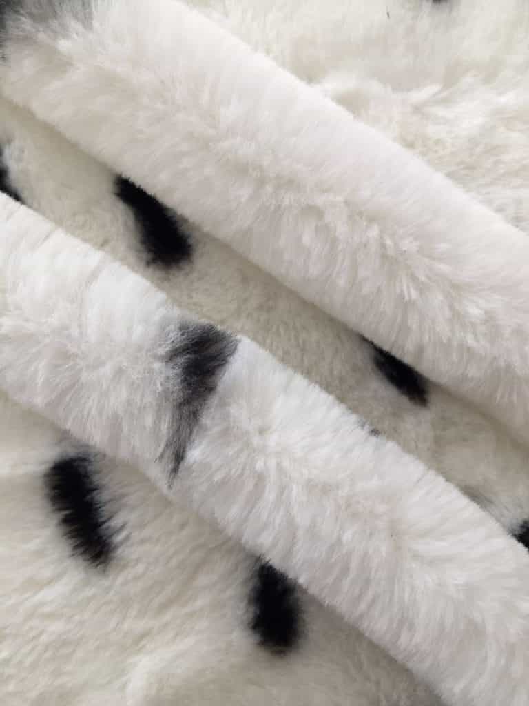 white color BOA knitting fabric