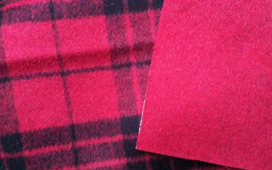 China recycled woolen fabric with red check
