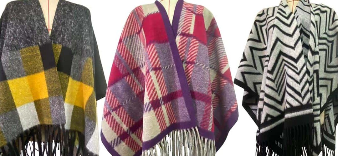 3 shawls of wool knit fabrics