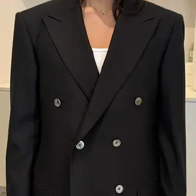 client_double_wool_suit custom made double breased lady suit